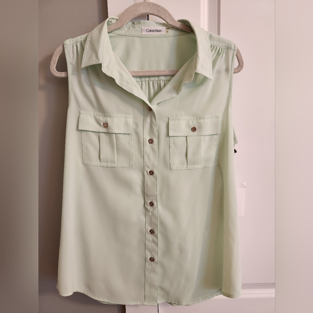 Calvin Klein Mint Green Button Up Sleeveless Blouse